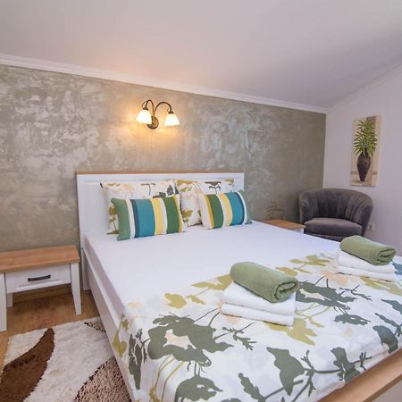 Nereo Apartment Mali Losinj Luaran gambar