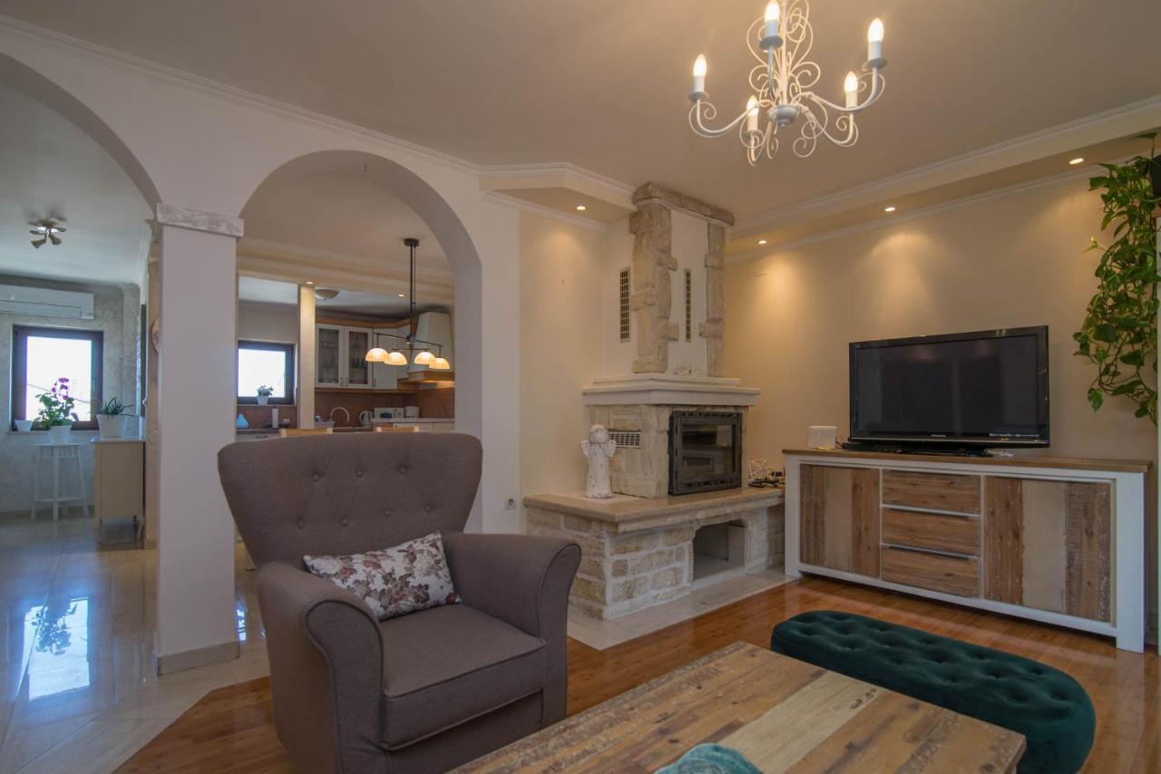 Nereo Apartment Mali Losinj Luaran gambar