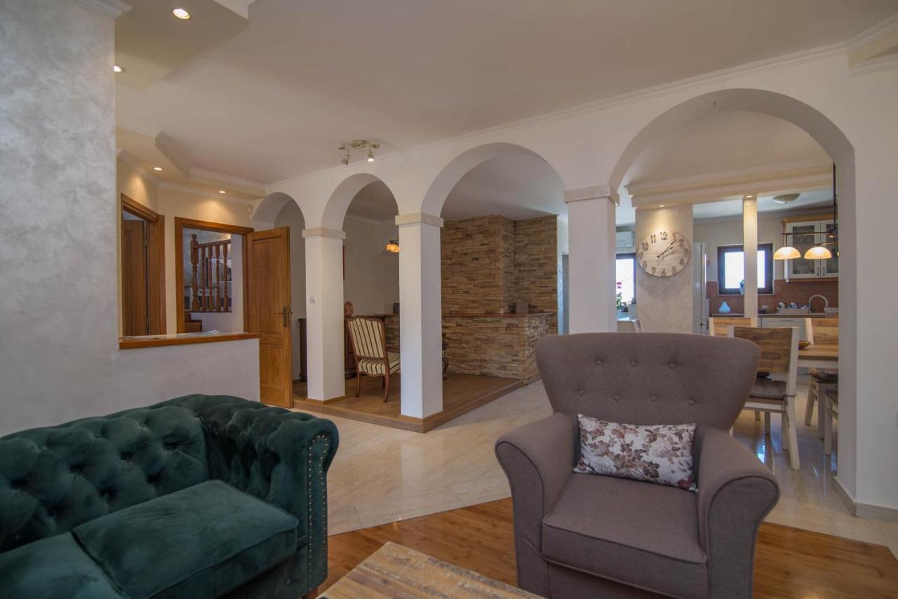 Nereo Apartment Mali Losinj Luaran gambar